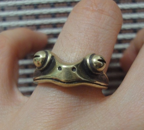 Vintage brass frog ring - vintage,