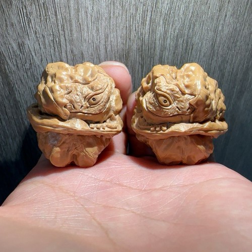 Carved golden toad walnut pair - golden,
