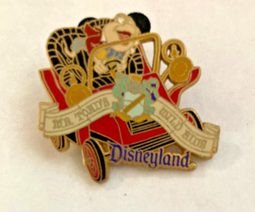 2004 disneyland toad his - disneyland,