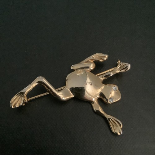 Vintage frog gold tone brooch - vintage,